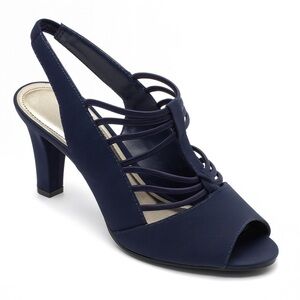 Impo Women’s Navy Blue Strappy Sandals – Size 8 Wide